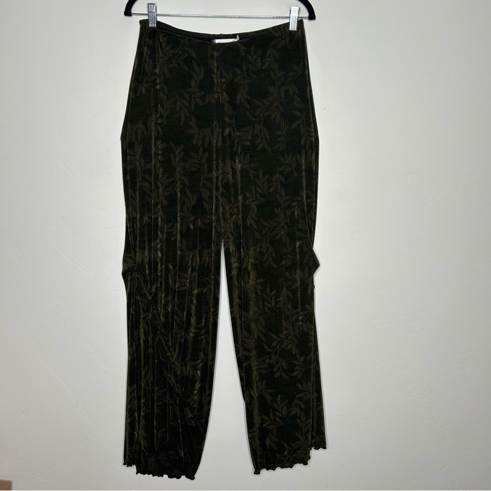 NWT Lee Anderson Wide Leg Ruched Pants Green Leaf Pattern Size Small Vacation